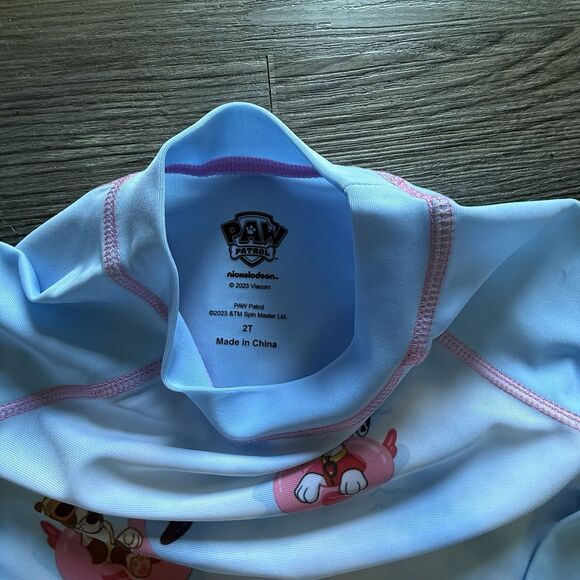 Boys Size 2T Paw Patrol 2-Piece Swim Set Swim Shirt & Swim Trunks Chase NEW - Picture 5 of 5